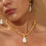 JEWELETTE Necklace